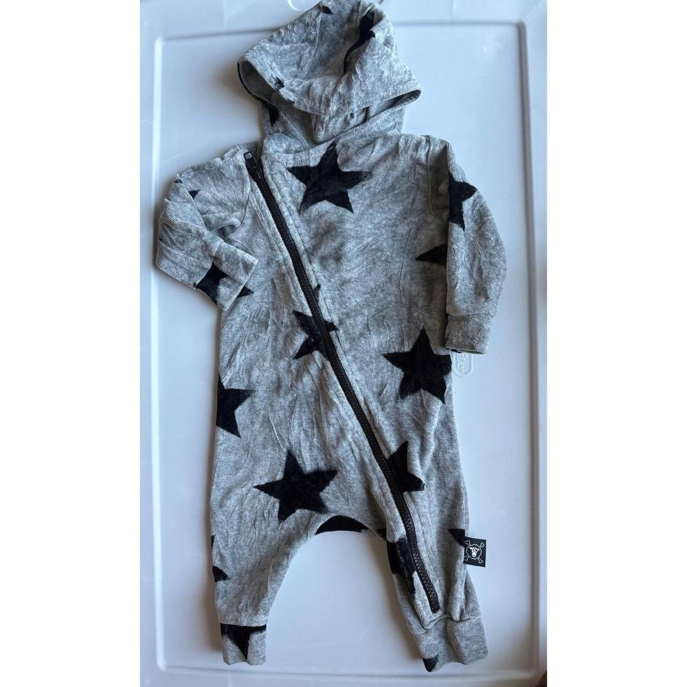 Nununu velour Gray and Black Star Long Sleeve Zip Hoodie